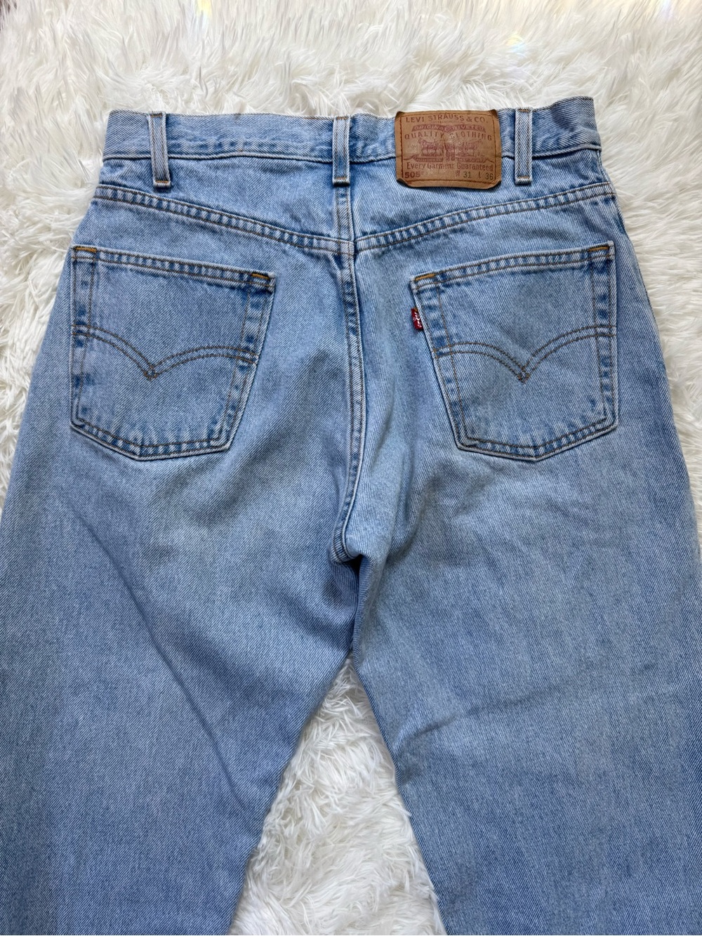 Vtg Levi’s 505 straight leg jeans 31x36 long inseam light wash 90s rigid denim - Picture 7 of 16